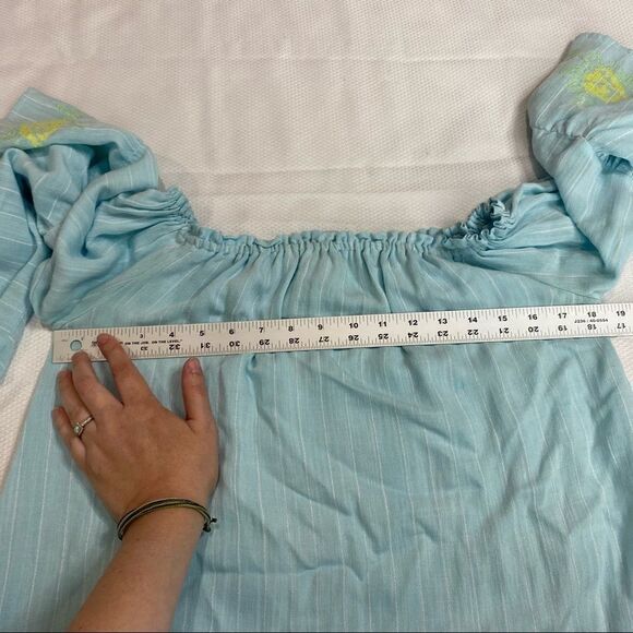 Miami‎ Turquoise Floral Embroidered Bell Sleeve Top - Picture 7 of 8